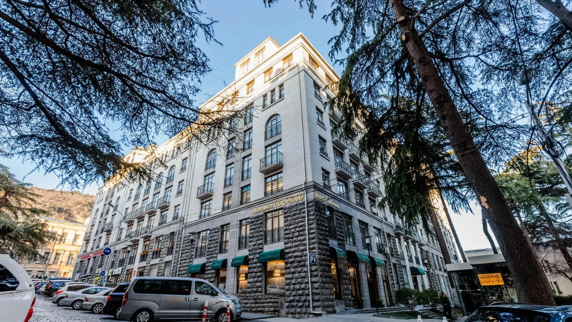 2Br, 2Ba Apartment In The City Hub Tbilisi